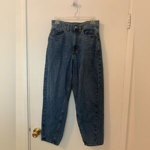 Old Navy Size 4 High-Waisted Balloon Jeans